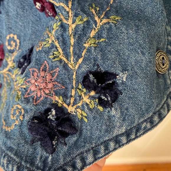 ❌SOLD❌ VTG 90s Tantrum Blues Denim Floral Blossom Vest - Picture 6 of 10